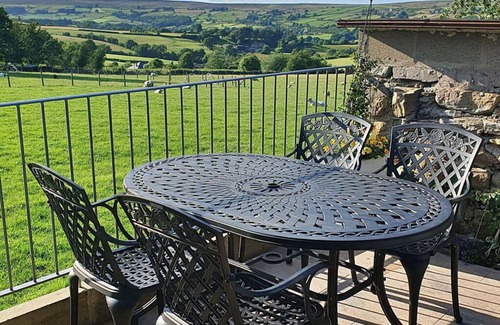 Glaisdale House | Wonderful villa for 4 guests with WIFI and terrace