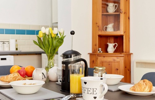 Dalbury Lees House | Wonderful villa for 4 people with WIFI, hot tub and TV