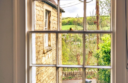 Rodborough House | Wonderful villa for 4 people with WIFI and pets allowed