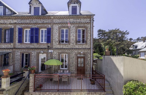 Yport House | Wonderful villa for 5 guests with TV and terrace