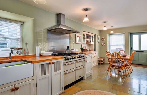 Feetham House | Wonderful villa for 6 guests with WIFI and TV