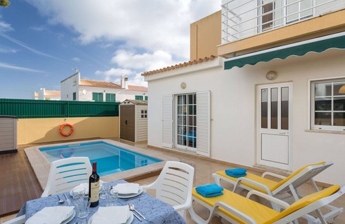 Pera House | Wonderful villa for 6 people with WIFI, A/C, private pool, TV and terrace