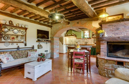 Pontito Villa | Wonderful villa for 8 guests with WIFI, private pool, TV, balcony, pets allowed and panoramic v.