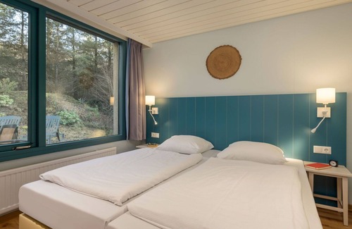 Bispingen House | Wonderful villa for 6 people with WIFI, pool, TV, terrace and parking