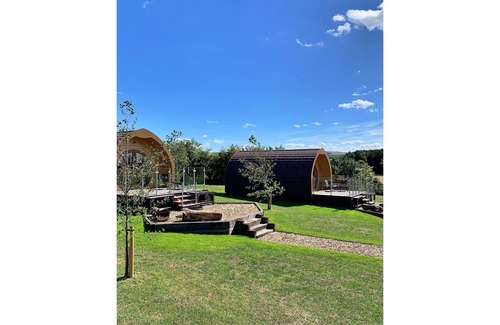 Low Catton House | Wonderful villa for 5 guests with WIFI, terrace and parking