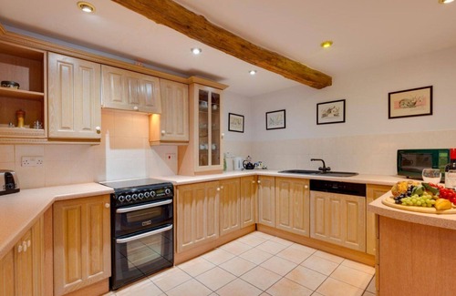 Chillington House | Wonderful villa for 8 guests with WIFI and pets allowed