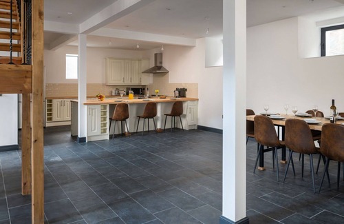 Rhiwbryfdir House | Wonderful villa for 12 people with WIFI, TV and pets allowed