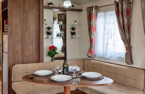 Helston House | Wonderful villa for 6 people with pool, WIFI, terrace and pets allowed