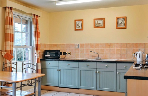 Church Stretton House | Wonderful villa for 4 people with WIFI, TV and pets allowed