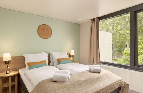 Dalen House | Wonderful villa for 6 people with WIFI, hot tub, pool, TV, terrace and parking
