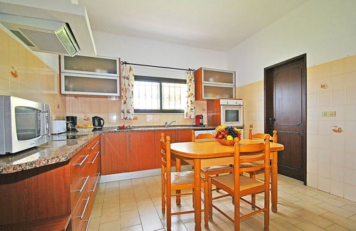 Patroves Villa | WONDERFUL VILLA W/HEATABLE POOL, FREE WI-FI, A/C IN ALL BEDROOMS, BBQ