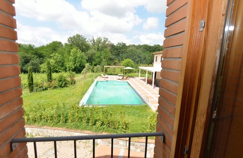 Montecarlo Villa | Wonderful villa with WIFI, private pool, TV, patio, pets allowed and panoramic view, close to L.