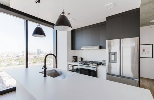 West Loop Apartment | Wonderful W Loop 2BR w/Pool, Gym, Pet Area & W/D, by Blueground