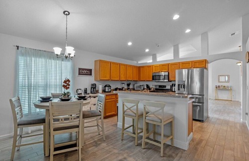 Florida Central Atlantic Coast Villa | Wonderful Weston Hills Villa SE Facing Pool