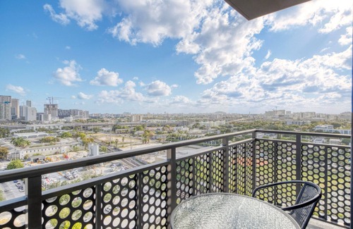 Edgewater Apartment | Wonderful Wynwood 2BR w/Gym & Roof Pool, nr Shops, by Blueground