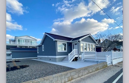 Town Bank House | Wonderfully situated, the Bayfront views!