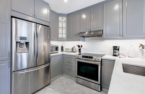 Vaughan House | Wonderland View In Heart Of City