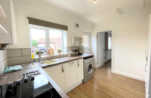 Cayton House | Wonky Cottage