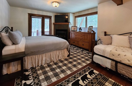 Whitefish Cabin | Wood's Lodge Whitefish