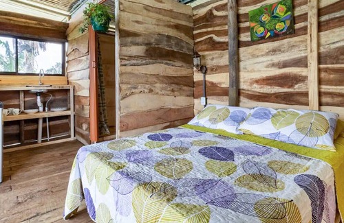 San Isidro de El General Cabin | Wooden Cabin With Amazing Views