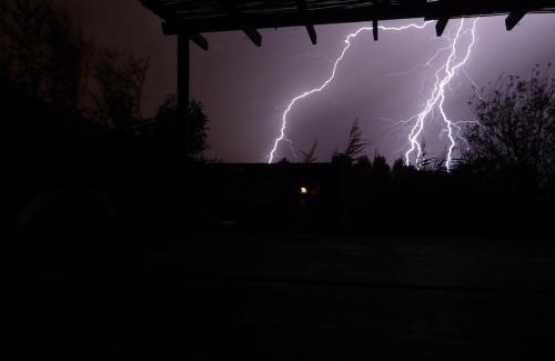 Saint-Cyr-en-Talmondais Ski Chalet | Wooden chalet, for 4 people air-conditioned