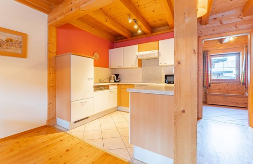 Niederau Ski Chalet | Wooden chalet with shared saunas