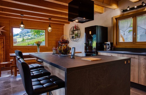 Praz-sur-Arly Ski Chalet | Wooden chalet, facing south, facing the ski slopes