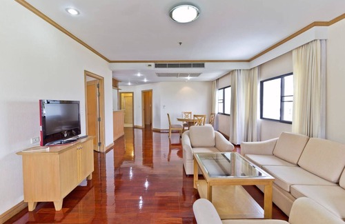 Thonglor Apartment | Wooden Floor 2 bedroom in Thonglo