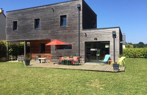 Hermanville-sur-Mer House | Wooden house, quiet, near beaches