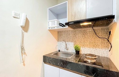 Pondokcina Apartment | Wooden Nest 2Br Without Living Room At Evenciio Margonda Apartment