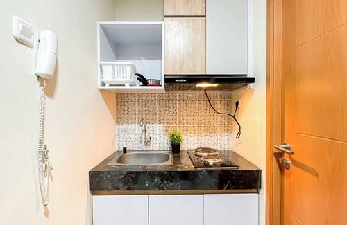 Pondokcina Apartment | Wooden Nest 2Br Without Living Room At Evenciio Margonda Apartment