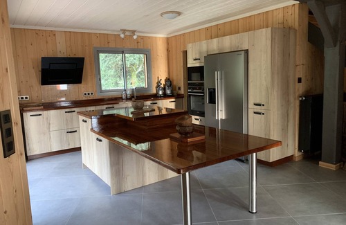 Le Verdon-sur-Mer Villa | Wooden villa in the heart of nature + spa close to soulac's natural swimming pools