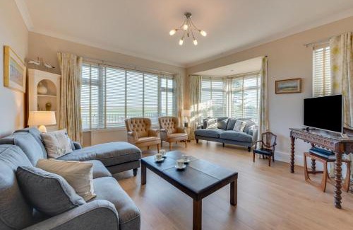 Hunstanton House | Woodford