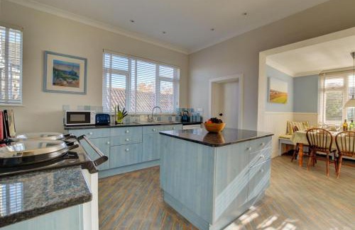 Hunstanton House | Woodford