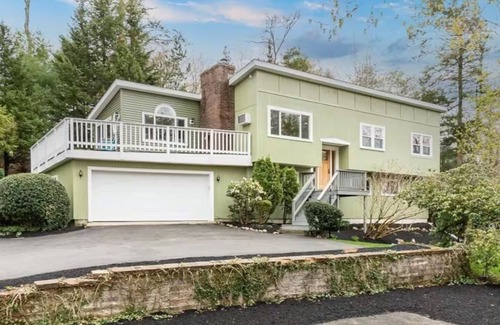 Manchester-by-the-Sea Apartment | Woodholm 2