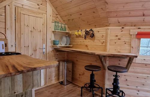 Llanelltyd Apartment | Woodland Cabin with Private Hot Tub