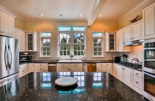 Woodland Park House | Woodland Escape~Modern Victorian~3 Acres of CO Mountain Living Min. From Town