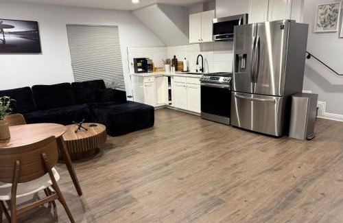 Woodland Hills Apartment | Woodland Hills 1 Bedroom Getaway