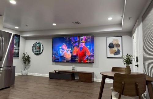 Woodland Hills Apartment | Woodland Hills 1 Bedroom Getaway