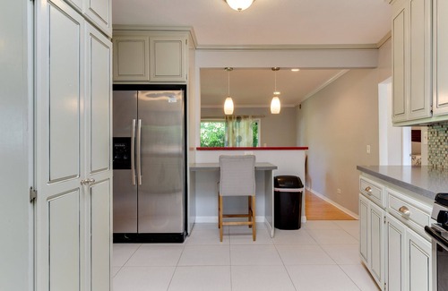 Woodland Hills House | Woodland Hills Charmer