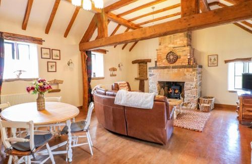 South Wingfield House | Woodland Lodge