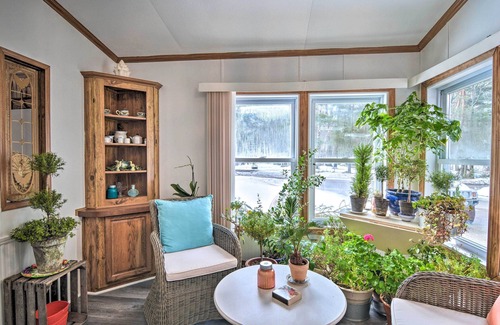 Good Hart House | Woodland Retreat: Near Trails, Golf & Wineries!