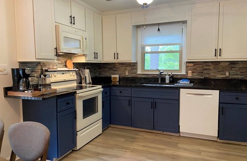 Durham House | Woodland Retreat w/office 15min to Duke/Durham downtown