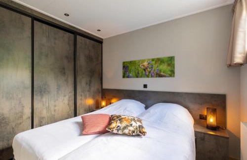 Bosgebied Hoenderloo House | Woodland Stay with Heated Pool