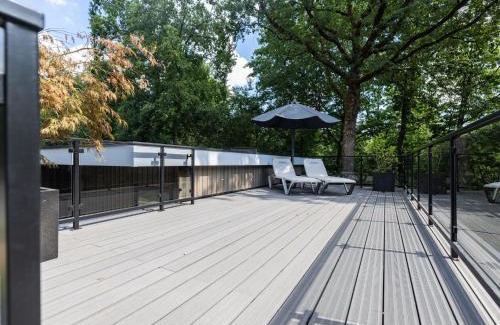 Bosgebied Hoenderloo House | Woodland Stay with Heated Pool