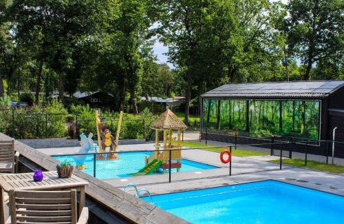 Bosgebied Hoenderloo House | Woodland Stay with Heated Pool