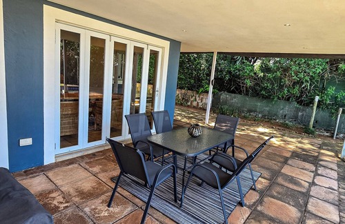 Berea House | Woodlands Escape a charming 3-bedroom house with AC/WiFi in sunny Durban