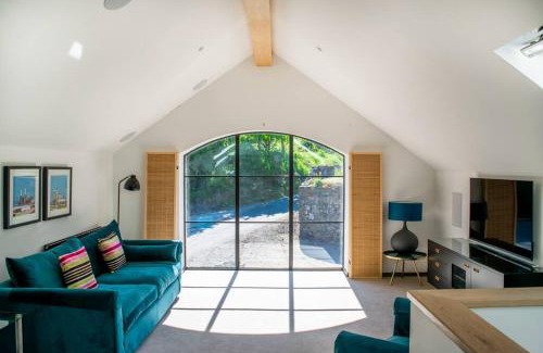 Cupar Apartment | Woodmill Arches - Designer Barn Conversion for Two