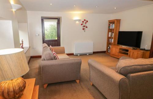 Newland Near Ulverston House | Woodside Barn