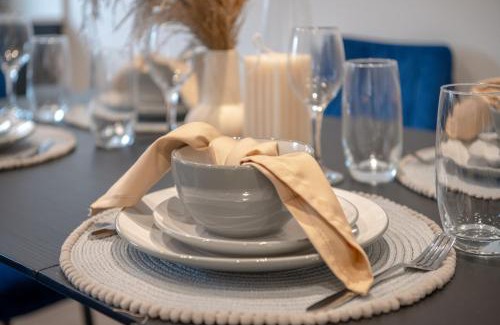 North Finchley Apartment | Woodside Park 3 Bedroom Apartments with Parking